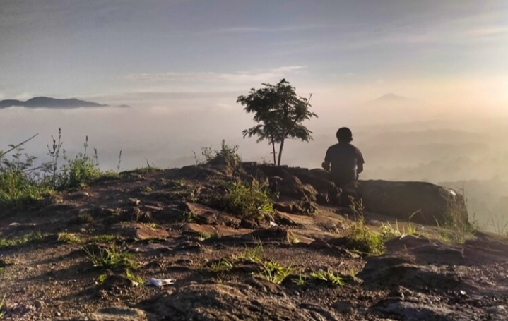 Gunung Batu Tanjungsari