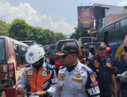 Antisipasi Tak Layak Jalan, Ratusan Kendaraan Umum Dirazia Petugas Gabungan