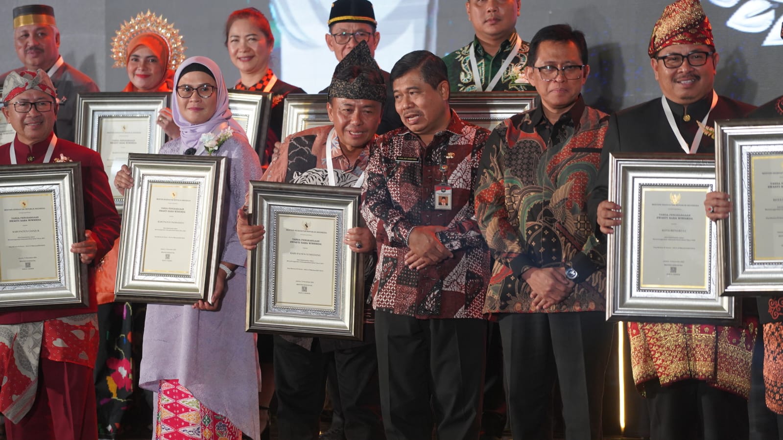 Pj. Bupati Sumedang Herman Suryatman yang hadir didampingi Tim Pembina Kabupaten/Kota Sehat Kabupaten Sumedang di Jakarta, Selasa (28/11/2023)