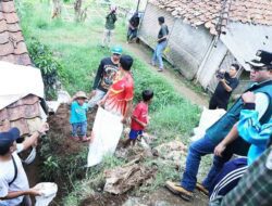 3 Rumah di Desa Cibodas Terdampak Longsor, Bupati Bandung Instruksikan Ini