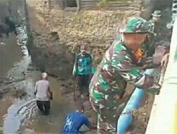 Dikeluhkan Jadi Pemicu Banjir, TNI-Polri Gercep Bersihkan Sungai Palalangon Paseh