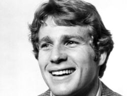 Melampaui Drama Romantis: Kejeniusan Tersembunyi Ryan O’Neal dalam ‘What’s Up, Doc?’