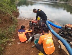 Jaga Air Bendung Cihamerang Tak Meluap, BPBD Sumedang Siang Malam Lakukan Penyedotan