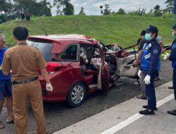 Diduga Mengantuk, Pengemudi Honda Mobilio Terlibat Kecelakaan di Tol Cisumdawu Sumedang