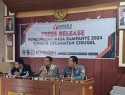 Awasi Kampanye Pemilu 2024, Panwaslu Cibugel Sumedang Temukan Pelanggaran Pemasangan APK