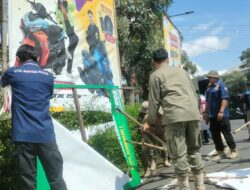 Bawaslu Sumedang dan Satpol PP Sayangkan Ada Parpol Tak Hadir di Gerakan Sumedang Bebas APK
