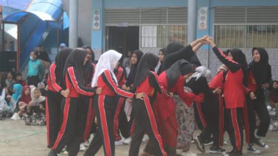 Lestarikan Budaya Sunda, Sekolah di Sumedang Ini Gelar Permainan Tradisional
