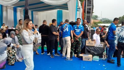 Ade Astrid Guncang Panggung WHU di Ciluluk Tanjungsari Sumedang