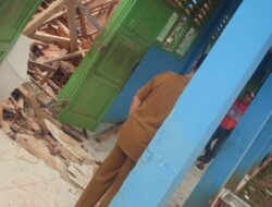 Atap Sekolah Ambruk Timpa Siswa Belajar di Sumedang, Sejumlah Siswa Terluka Dilarikan ke Rumah Sakit