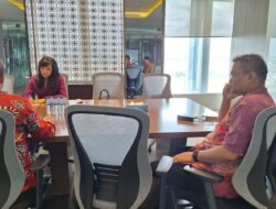 Noni Purnomo, Komisaris Utama PT Blue Bird Tbk, Tawarkan Warisan Ilmu kepada Pejabat Daerah Sumedang