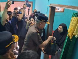 Nyaris Ambruk Akibat Gempa, Rumah Nenek 101 Tahun Diperbaiki Kejari Sumedang