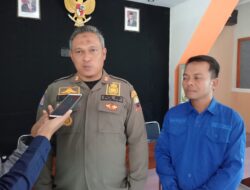 Satpol PP Sumedang Tutup Sementara Aktivitas Penataan Lahan Perumahan di Pamulihan