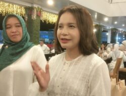 Warung Sawios Duarebuan, Ala Diva Indonesia Rossa Berbagi Kebaikan di Bulan Ramadan ke Warga Sumedang
