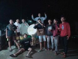 Kreatifitas Pemuda di Desa Sukajadi Sumedang, Keliling Kampung Tabuh Bedug Bangunkan Warga Sahur