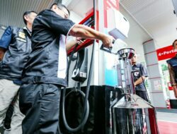Hadapi Lebaran 2024, Kemendag Cek Takaran BBM di SPBU Bandung