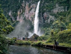 Bak Negeri Kahyangan, Curug Ngebul di Cianjur ini Jadi Tujuan Wisata Jabar