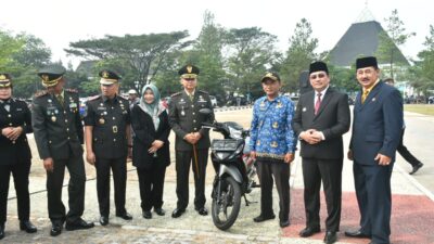 Di Harlah Pancasila, Penyuluh Perikanan dan Peternakan di Wilayah Terpencil Sumedang Dapat Sepeda Motor