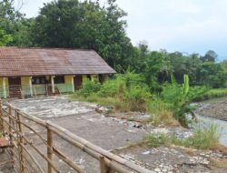 Khawatir Roboh, Kerusakan SDN Neglasari Conggeang Sumedang Segera Ditangani