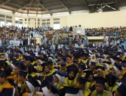 Sumedang Cetak Generasi Qur’ani, Ribuan Santri Wisuda Meriah
