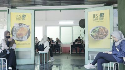 Rekomendasi Tempat Nongkrong di Bandung, Ada Jus Porsi Besar Disini!