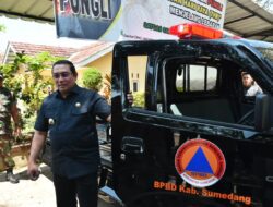 Jadi Daerah Rawan Bencana di Sumedang, Cibugel Dapat Bantuan Peralatan Operasional Tanggap Bencana