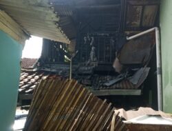 Masak Air di Tungku, Rumah Dua Lantai di Sumedang Hangus Kebakaran