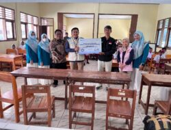 Peduli Hak Anak untuk Belajar Layak, PLN UP3 Sumedang Salurkan Bantuan Sarana Belajar Untuk SDN Buniasih