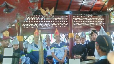 Kapolda dan Atlet PON Jabar Ziarah ke Tjut Nyak Dhien Sumedang