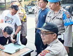 Para Personel Polsek Dayeuhkolot Terkejut Tiba-tiba Dites Urine