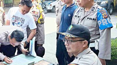 Para Personel Polsek Dayeuhkolot Terkejut Tiba-tiba Dites Urine
