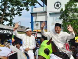 Mendaftar Pertama ke KPU Provinsi, KDM dan Erwan Setiawan Diarak dari ST Sidolig