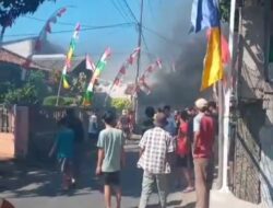 Diduga Korlseting Listrik, Ruko di Desa Jatiroke Sumedang Terbakar