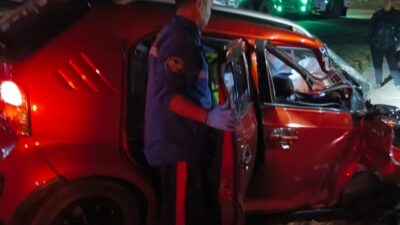 Penyelamatan Dramatis Korban Laka Lantas di Jalan Raya Tanjungsari Sumedang