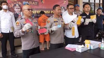 Curi Angkot