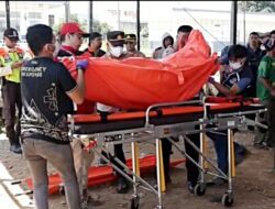 Pemotor Meninggal Usai Tertabrak Kereta Api di Petak Jalan Cimekar-Rancaekek