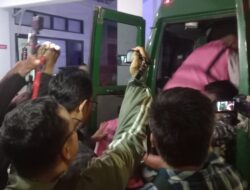 Diduga Korupsi, Mantan Kepala Unit dan Teller Bank BRI Pamulihan Ditahan Kejari Sumedang