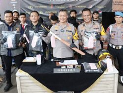 Tiga Pemuda Diciduk Usai Siarkan Live Aksi Pembacokan di Medsos