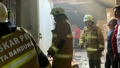 Dipicu Kebocoran Gas, Bangunan di Kawasan Pabrik Cibolerang Terbakar