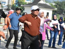 Jaga Kekompakan, Pj Bupati Senam Bersama ASN Sumedang