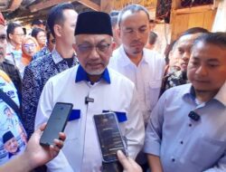 Kunjungi Pasar Cimanggung, Ahmad Syaikhu, Siap Alokasikan APBN untuk Revitalisasi