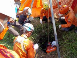 Diduga Alami Depresi, Warga Pamulihan Sumedang Nekat Jatuh ke Sumur