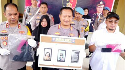 Miris! Emak-emak Asal Ciparay Jual Ragam Produk Pangan Kedaluwarsa