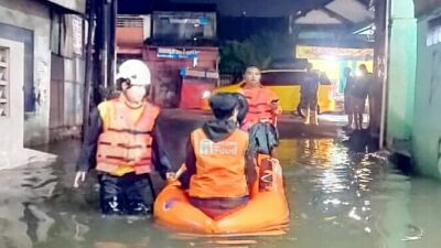 Banjir dan Longsor Hantam Kabupaten Bandung, BPBD Sebar Logistik