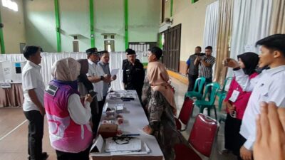 Forkopimda Tinjau Langsung Pemungut Suara Pilkada 2024 di Sejumlah TPS di Sumedang