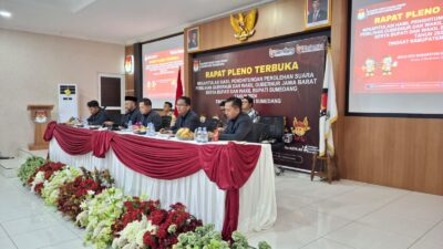 KPU Sumedang Tetapkan Hasil Rekapitulasi Suara Pilkada 2024, Dony-Fajar Unggul dengan 313.117 Suara