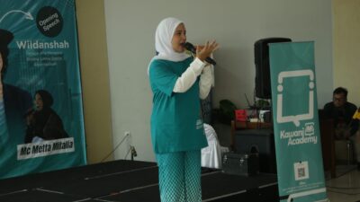 Akademi Kawani Gandeng Kemenpora Gelar Pelatihan Public Speaking untuk Anak Muda Sumedang
