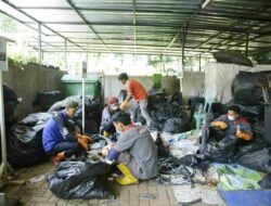 Lonjakan Sampah Nataru Intai Bandung, DLH Kerahkan Tim Pembersih