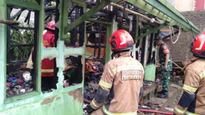 Korsleting Listrik, Rumah Warga di Desa Nagarawangi Sumedang Ludes Terbakar