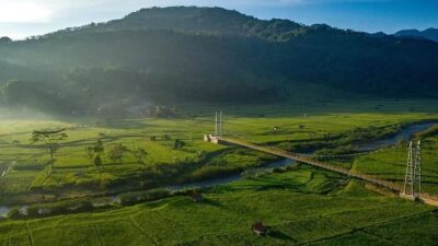 Jembatan Gantung Panyindangan: Penghubung Dua Desa, Magnet Wisata Baru Sumedang