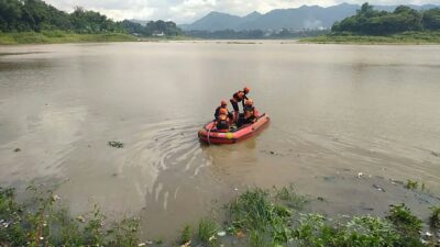 Pria 28 Tahun Hilang Tenggelam di Aliran Sungai Citarum